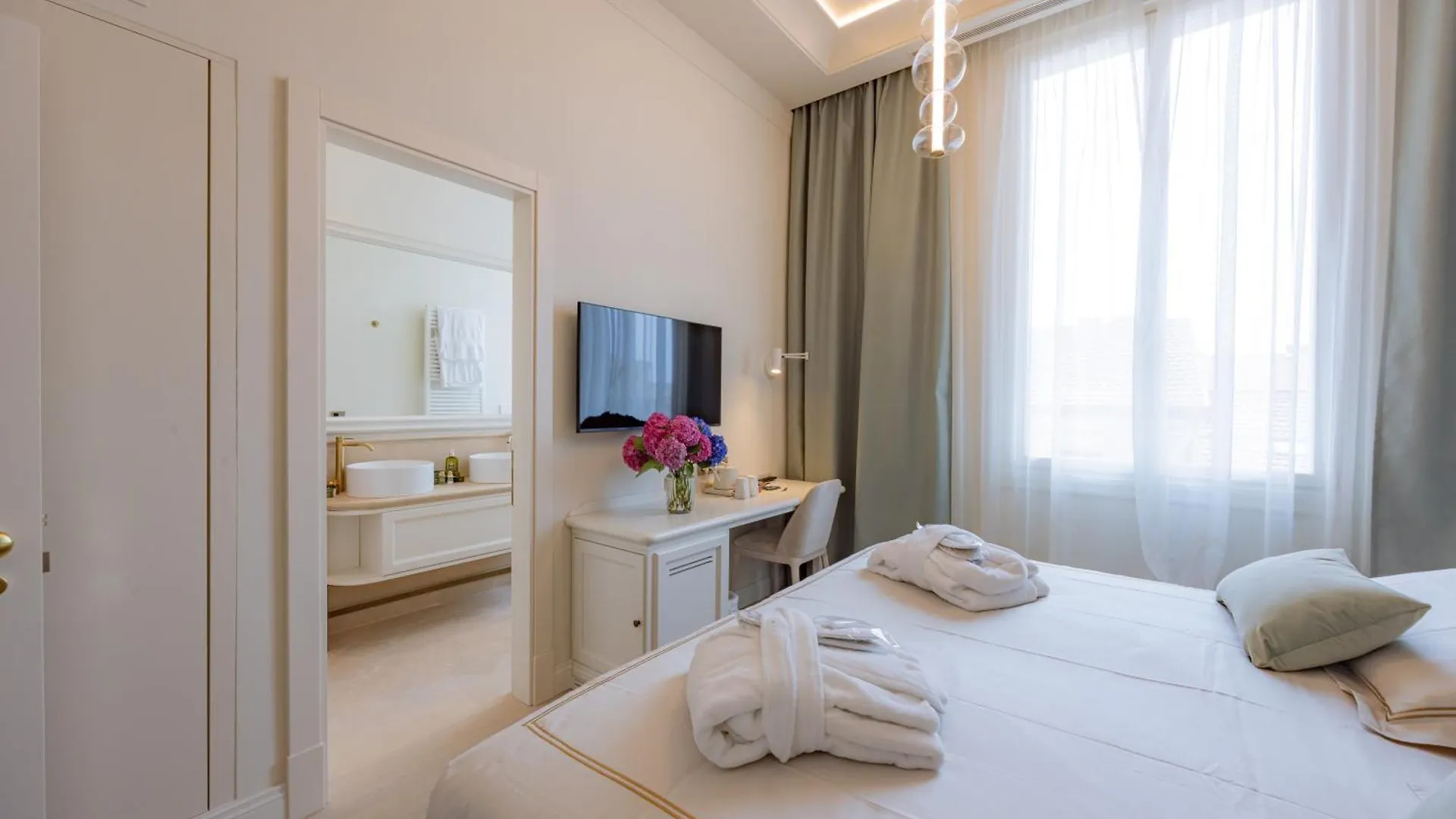 Hotel Belvedere Forte dei Marmi 4*,  Italy